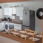Le Clos Des Sternes شقة فندقية 3*