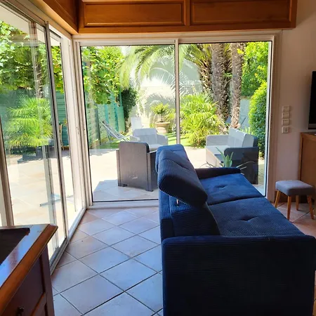 Le Clos Des Sternes Apartment *
