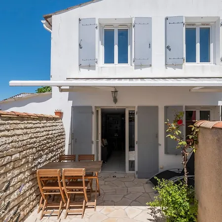 Le Clos Des Sternes * La Flotte