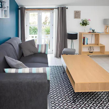 Le Clos Des Sternes Lejlighedshotel 3*
