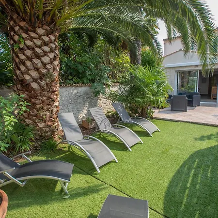 Le Clos Des Sternes 3*