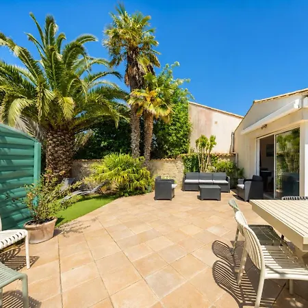 Le Clos Des Sternes 3* La Flotte