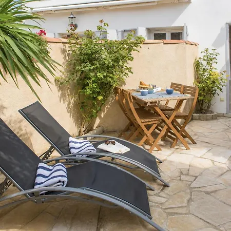 Le Clos Des Sternes Apartmanhotel La Flotte